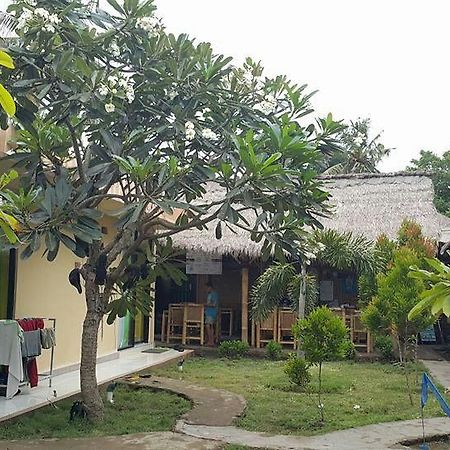 Baleku Homestay Trawangan Τζίλι Τραγουανγκάν Εξωτερικό φωτογραφία