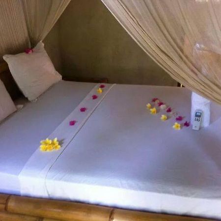 Baleku Homestay Trawangan Τζίλι Τραγουανγκάν Εξωτερικό φωτογραφία